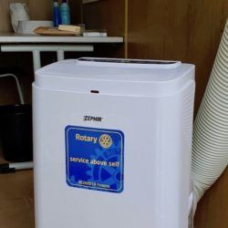 Uno dei climatizzatori con il solo brand del Rotary International